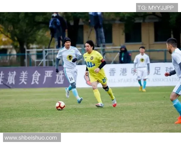 足球明星的慈善行动与关爱社会的感人故事分享